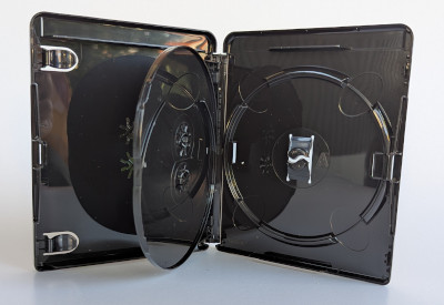 Amaray Blu Ray Hülle Schwarz für 3 Disc 4K ULTRA HD-Logo